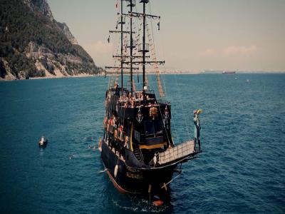 Caribbean Pirate Boat Trip