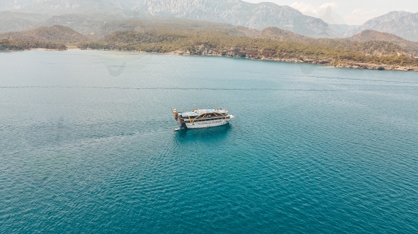 Megastar Cruise Tekne Turu