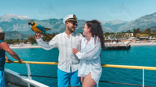 Megastar Cruise Tekne Turu