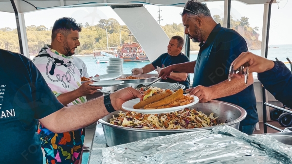 Megastar Cruise Tekne Turu