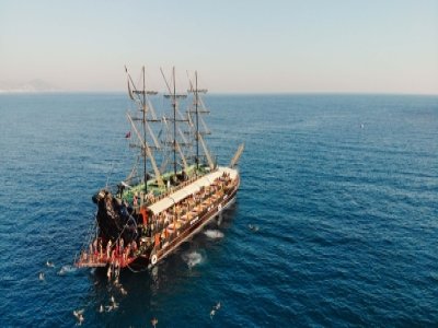 Piratenboottocht door Alanya